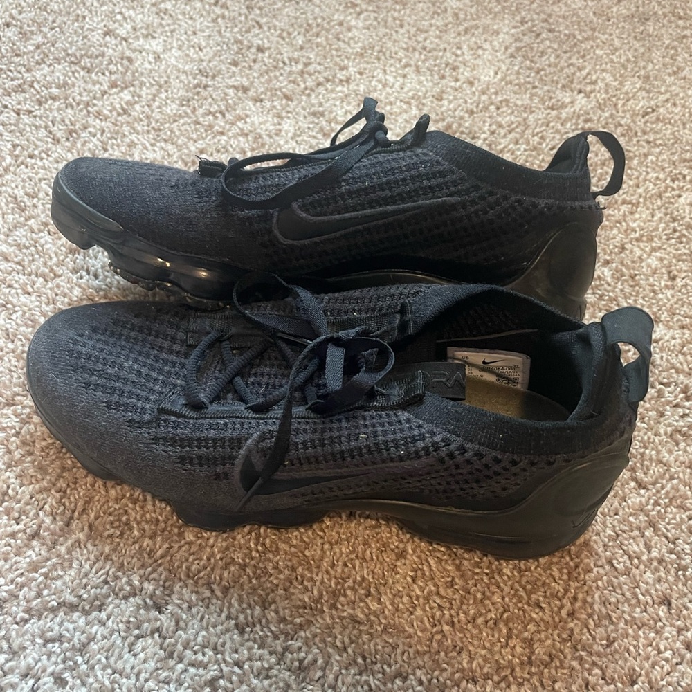 Nike Air Vapormax  2021 FK Men's Size 7 Triple Black Sz 7